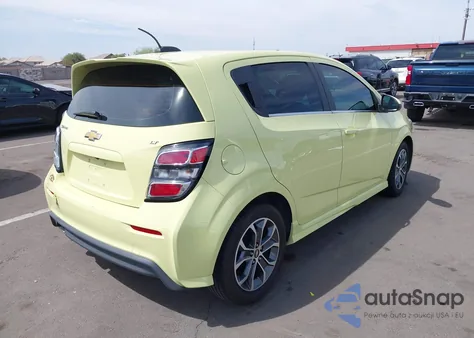 2017 Chevrolet Sonic Lt Auto из США, поврежденный, VIN 1G1JD6SH3H4115445